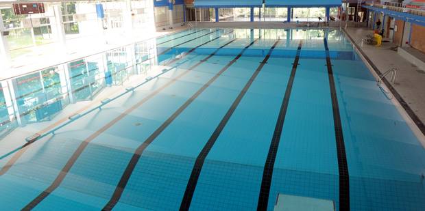 Jambes Une Piscine Réservée Aux Femmes Qui Suscite La Polémique