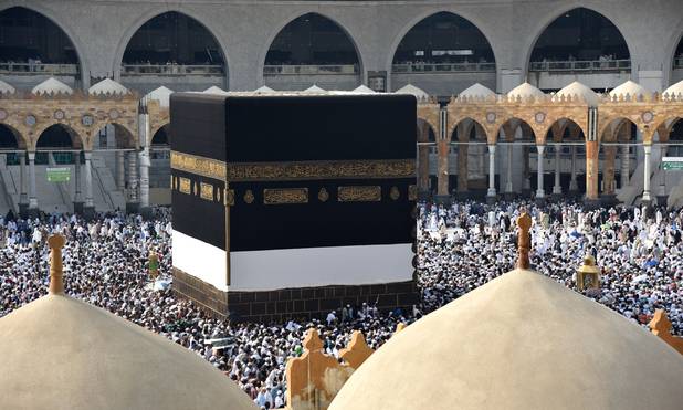 Grand Pelerinage A La Mecque Pourquoi Les Musulmans Tournent Ils Autour De La Kaaba La Libre